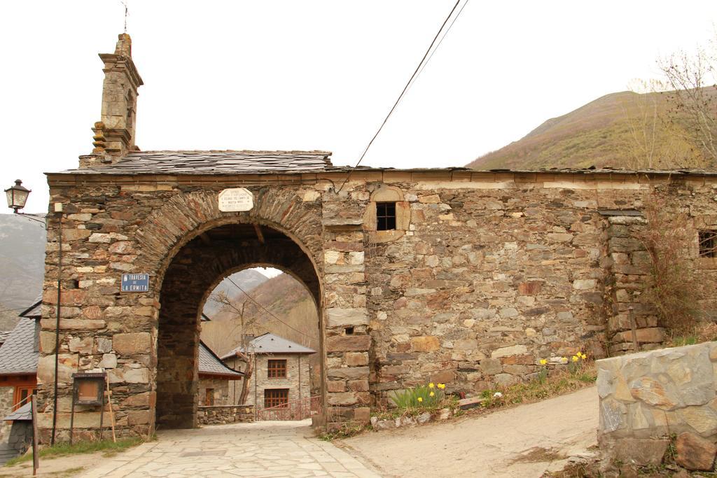 Casa Rural La Torre De Babel โมลีนาเซกา ภายนอก รูปภาพ