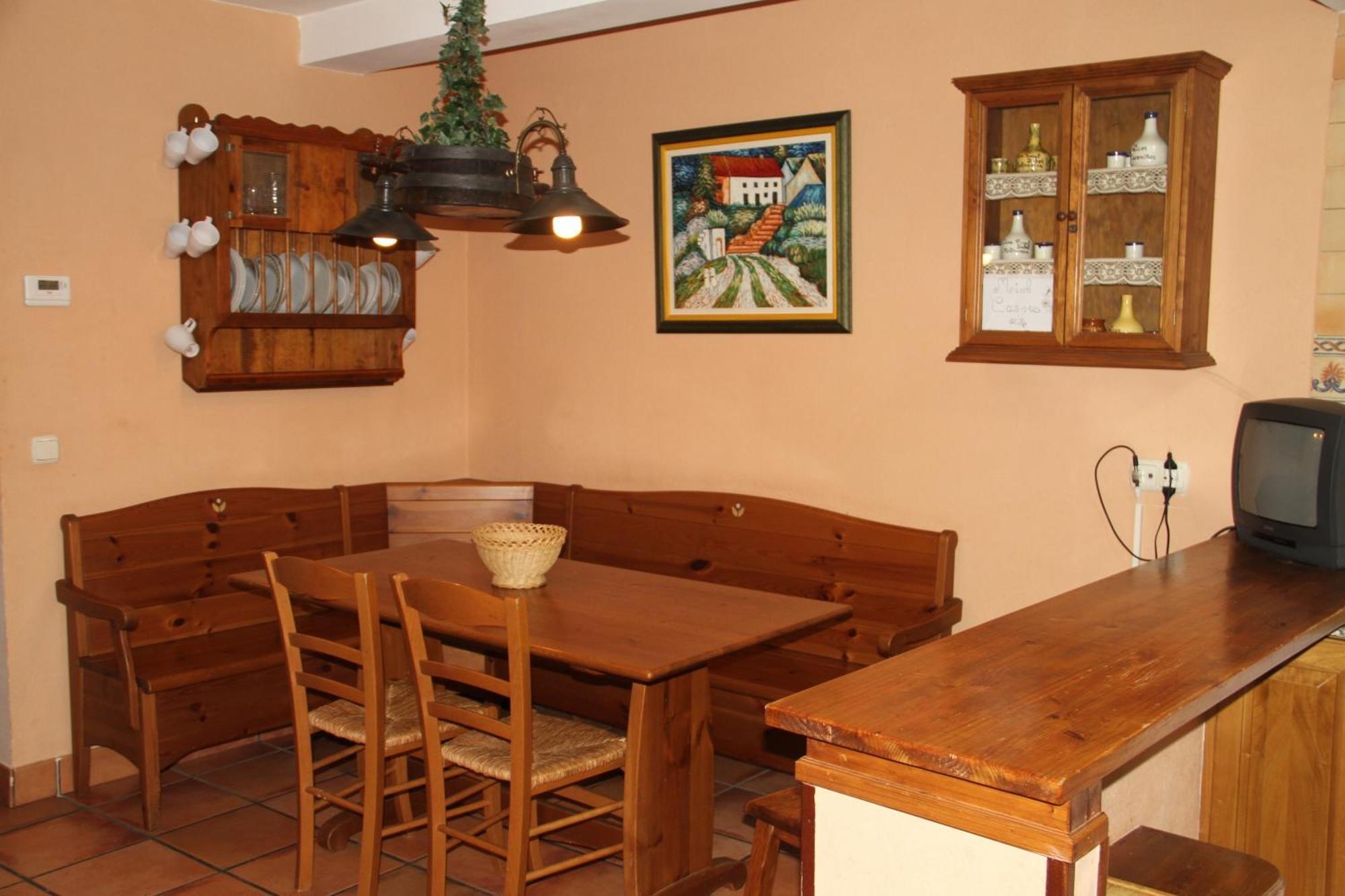 Casa Rural La Torre De Babel โมลีนาเซกา ภายนอก รูปภาพ